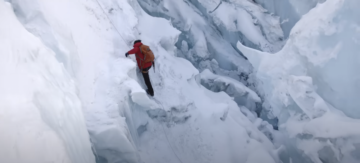 Mountain Queen: The Summits of Lhakpa Sherpa