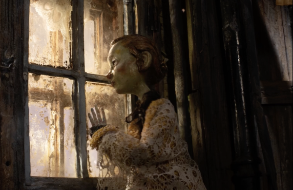 The Girl Who Cried Pearls by Chris Lavis, Maciek Szczerbowski