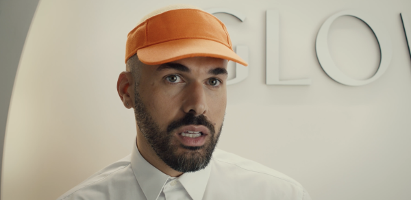 Poreless by Harris Doran