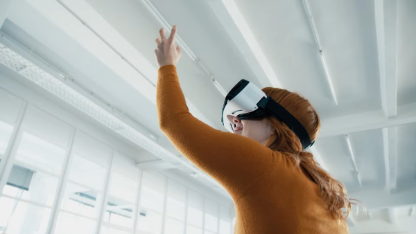 Low-Tech by Adrien Bellay